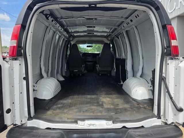 Chevrolet Express Cargo Van RWD 3500 135" 2017