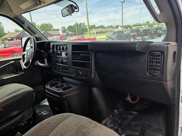 Chevrolet Express Cargo Van RWD 3500 135" 2017