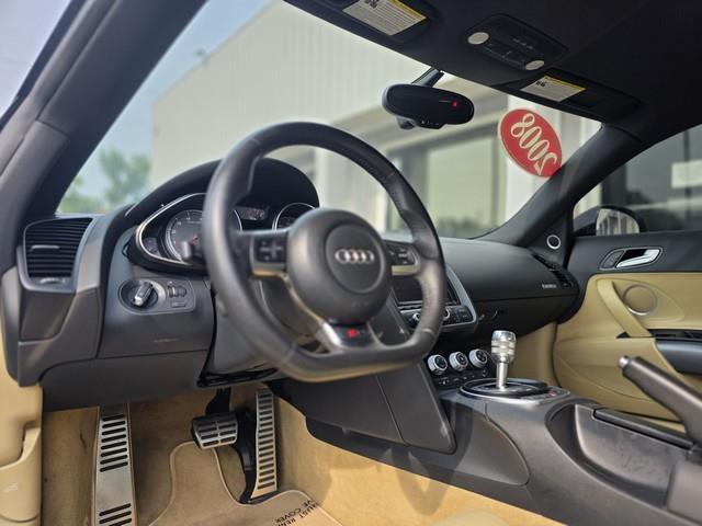 Audi R8 2dr Cpe Man quattro *Ltd Avail* 2008