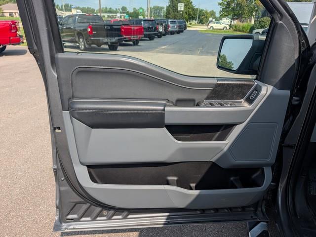 Ford F-150 Lariat 4WD SuperCrew 5.5' Box 2022