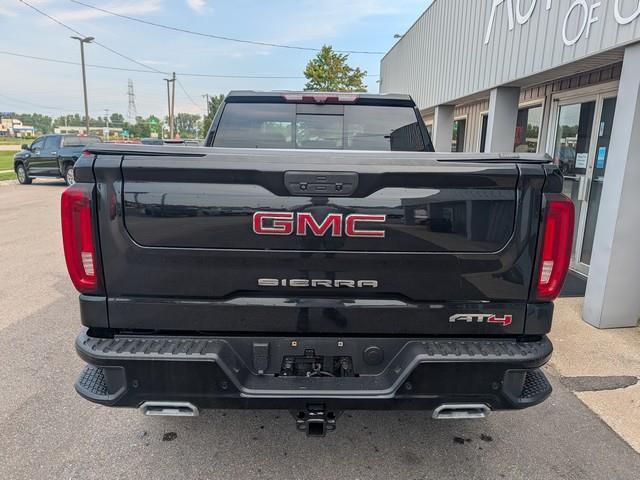 GMC Sierra 1500 4WD Crew Cab 147" AT4 2020