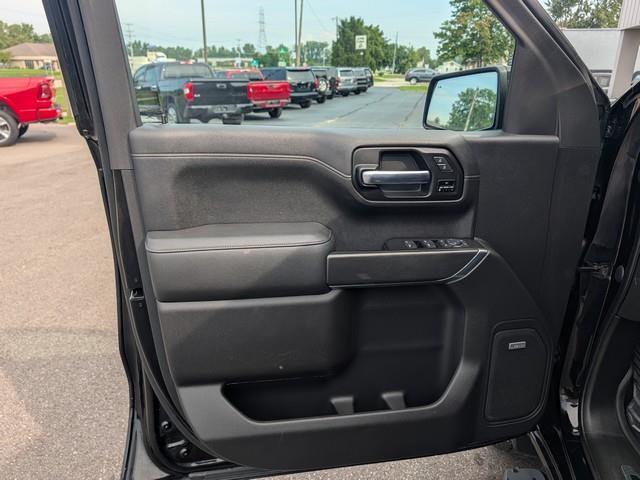 GMC Sierra 1500 4WD Crew Cab 147" AT4 2020