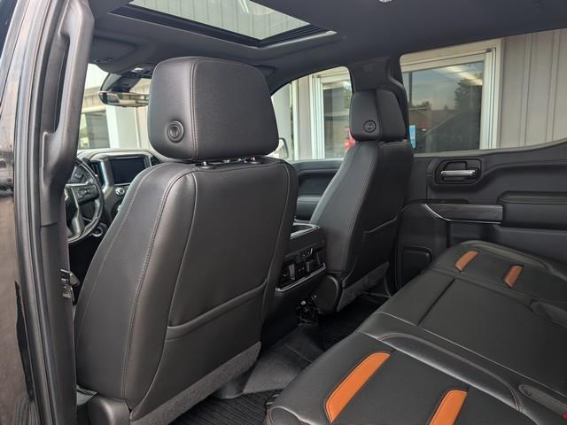 GMC Sierra 1500 4WD Crew Cab 147" AT4 2020