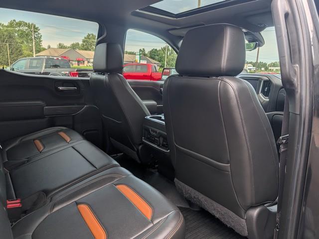 GMC Sierra 1500 4WD Crew Cab 147" AT4 2020