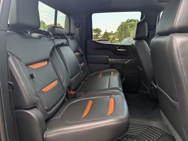 GMC Sierra 1500 4WD Crew Cab 147" AT4 2020