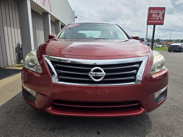 Nissan Altima 4dr Sdn I4 2.5 SV 2014