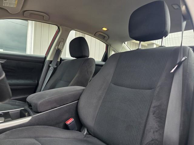 Nissan Altima 4dr Sdn I4 2.5 SV 2014