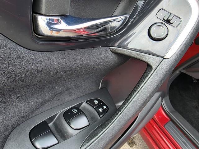 Nissan Altima 4dr Sdn I4 2.5 SV 2014