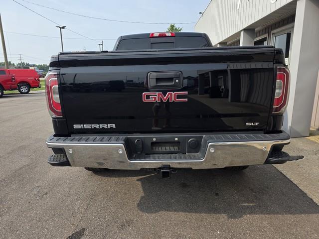 GMC Sierra 1500 4WD Crew Cab 143.5" SLT 2017