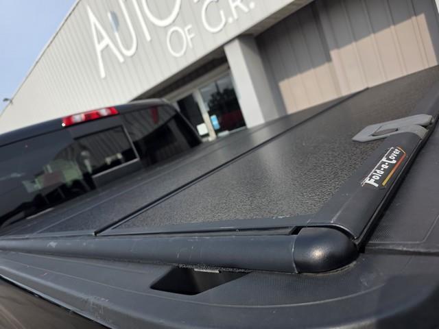 GMC Sierra 1500 4WD Crew Cab 143.5" SLT 2017