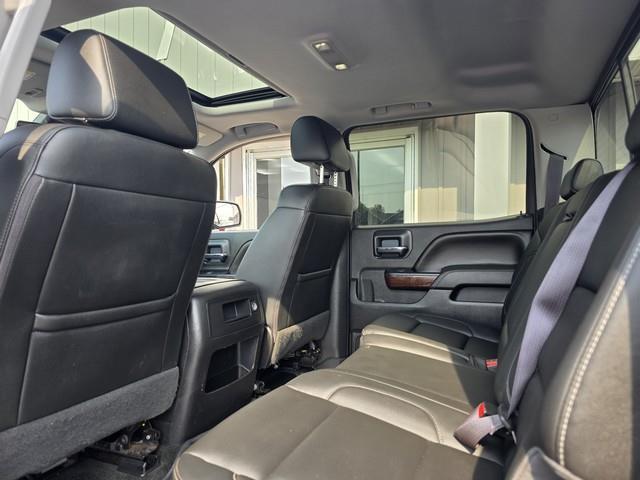 GMC Sierra 1500 4WD Crew Cab 143.5" SLT 2017