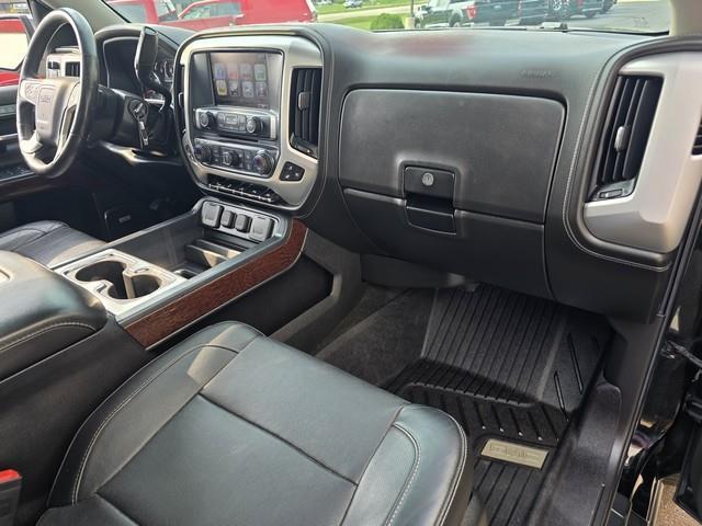 GMC Sierra 1500 4WD Crew Cab 143.5" SLT 2017