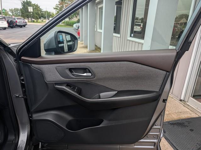Nissan Rogue AWD SV 2021