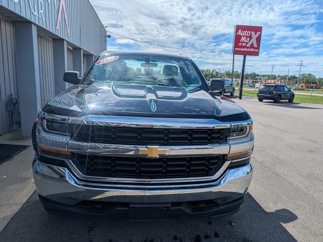 Chevrolet Silverado 1500 4WD Reg Cab 133.0" Work Truck 2017