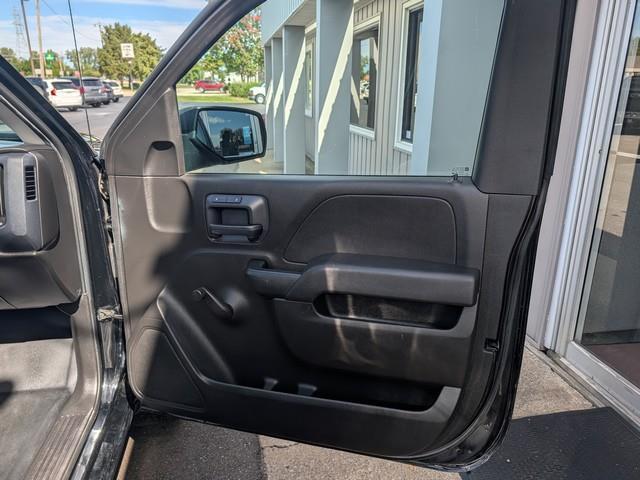 Chevrolet Silverado 1500 4WD Reg Cab 133.0" Work Truck 2017
