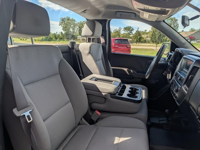 Chevrolet Silverado 1500 4WD Reg Cab 133.0" Work Truck 2017