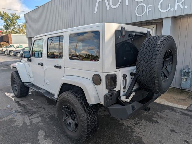 Jeep Wrangler Unlimited 4WD 4dr Sahara 2015