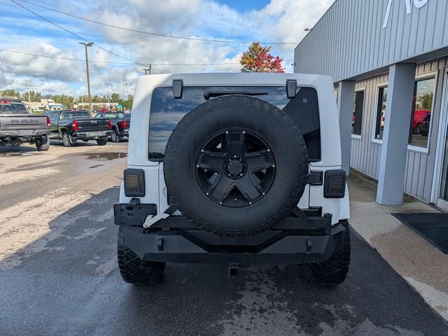 Jeep Wrangler Unlimited 4WD 4dr Sahara 2015