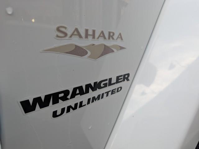 Jeep Wrangler Unlimited 4WD 4dr Sahara 2015