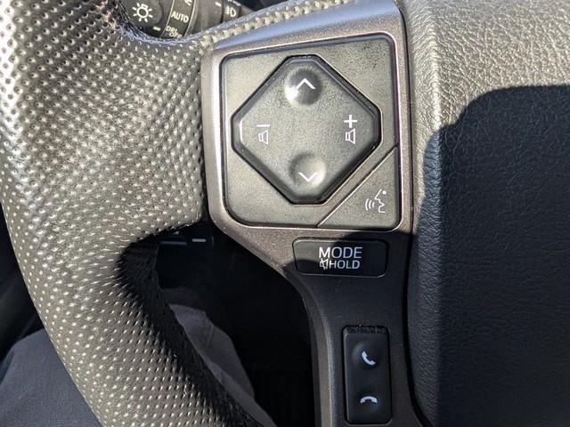 Toyota Tacoma 4WD TRD Off Road Double Cab 6' Bed AT (Natl) 2022