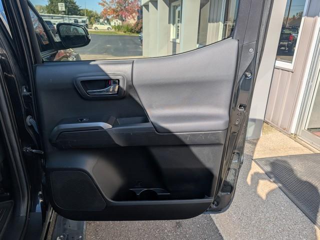 Toyota Tacoma 4WD TRD Off Road Double Cab 6' Bed AT (Natl) 2022