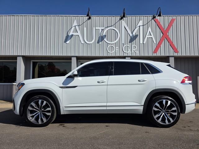 Volkswagen Atlas Cross Sport 3.6L V6 SEL Premium R-Line 4MOTION 2022