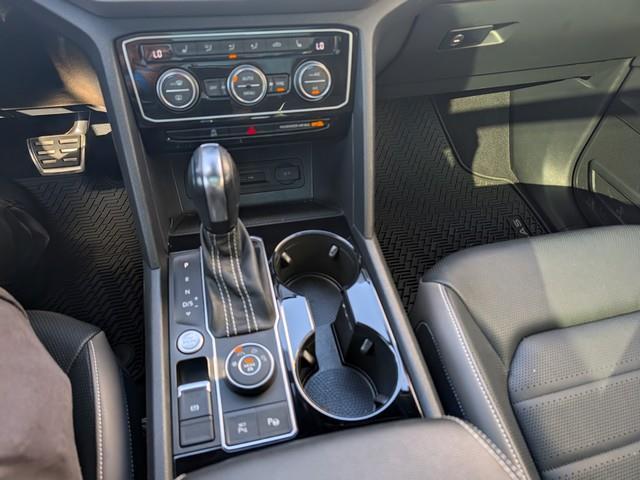 Volkswagen Atlas Cross Sport 3.6L V6 SEL Premium R-Line 4MOTION 2022