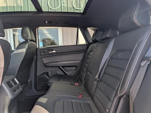 Volkswagen Atlas Cross Sport 3.6L V6 SEL Premium R-Line 4MOTION 2022