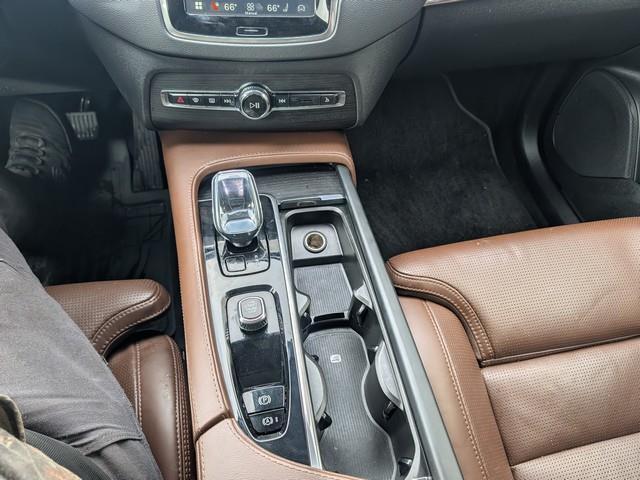Volvo XC90 Recharge Plug-In Hybrid T8 eAWD PHEV Ultimate Bright Theme 7P 2024