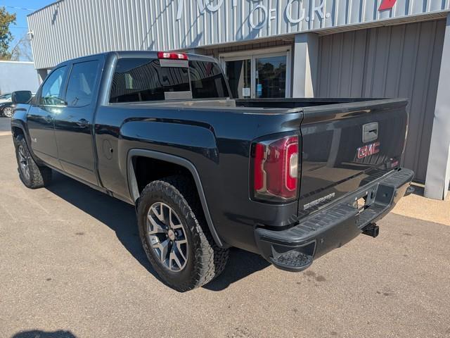 GMC Sierra 1500 4WD Crew Cab 153.0" SLT 2017