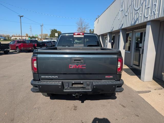 GMC Sierra 1500 4WD Crew Cab 153.0" SLT 2017