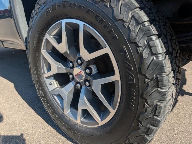 GMC Sierra 1500 4WD Crew Cab 153.0" SLT 2017