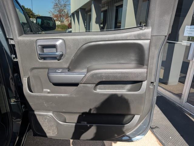 GMC Sierra 1500 4WD Crew Cab 153.0" SLT 2017