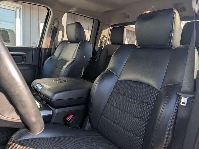 RAM 1500 4WD Quad Cab 140.5" Sport 2017