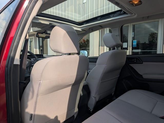 Subaru Forester 4dr CVT 2.5i Premium PZEV 2016