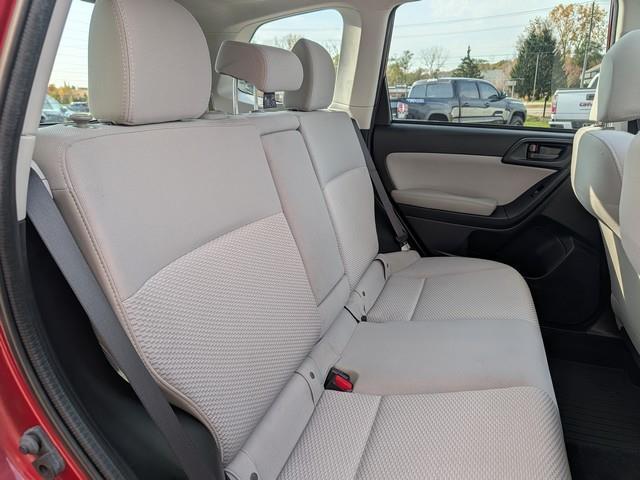 Subaru Forester 4dr CVT 2.5i Premium PZEV 2016