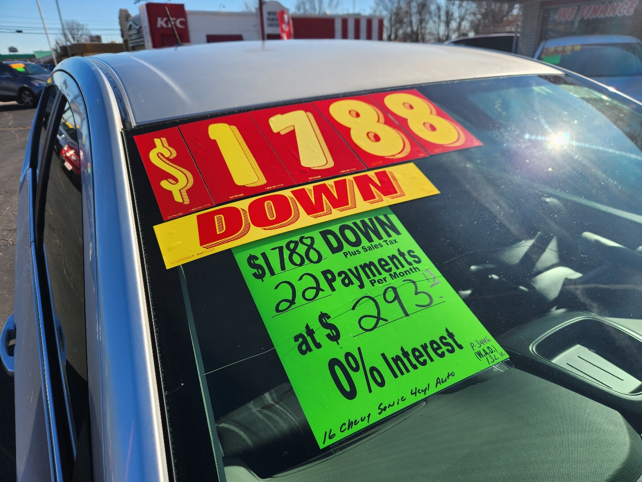 Chevrolet Sonic LT Auto 5-Door 2016