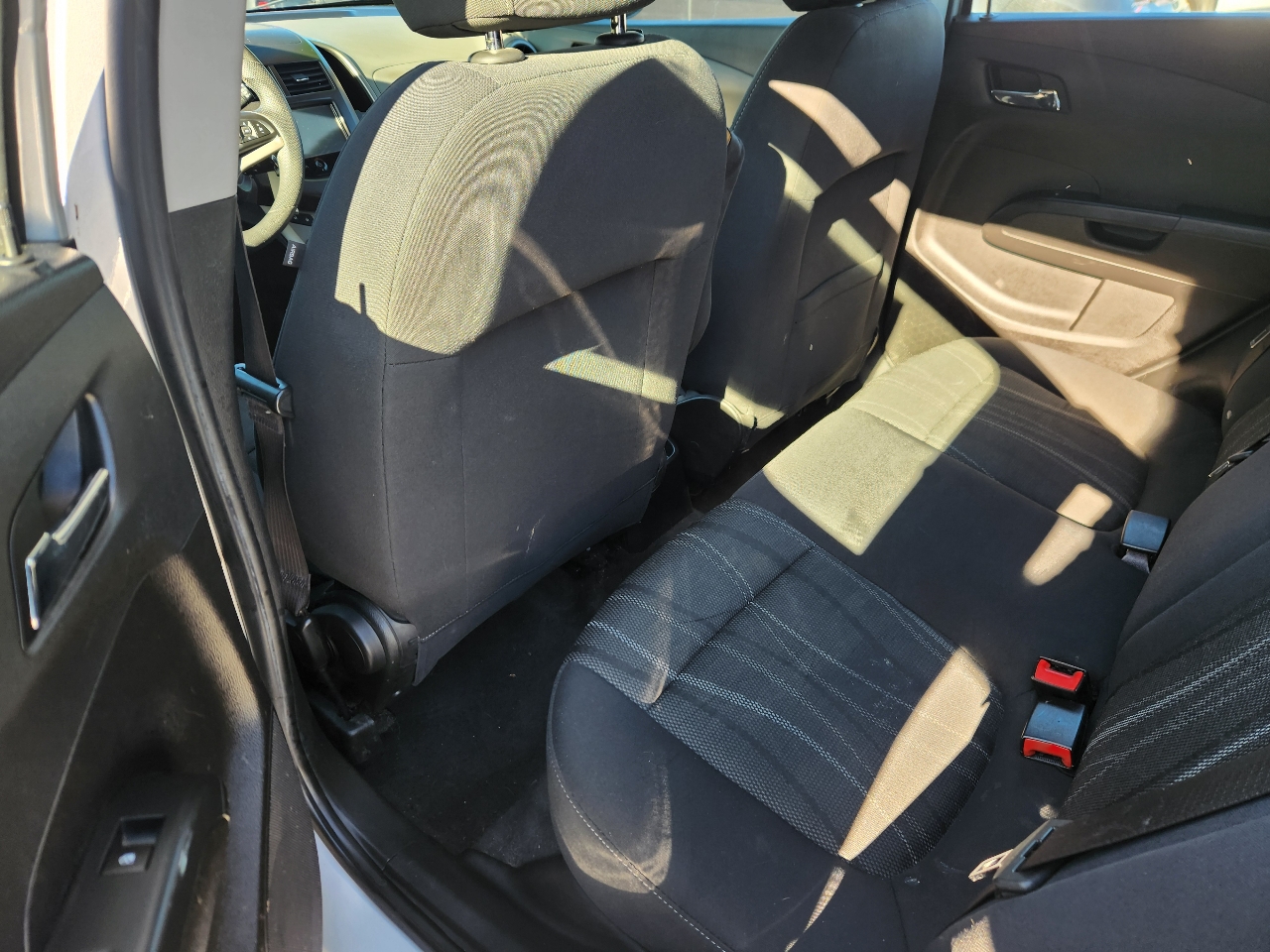 Chevrolet Sonic LT Auto 5-Door 2016