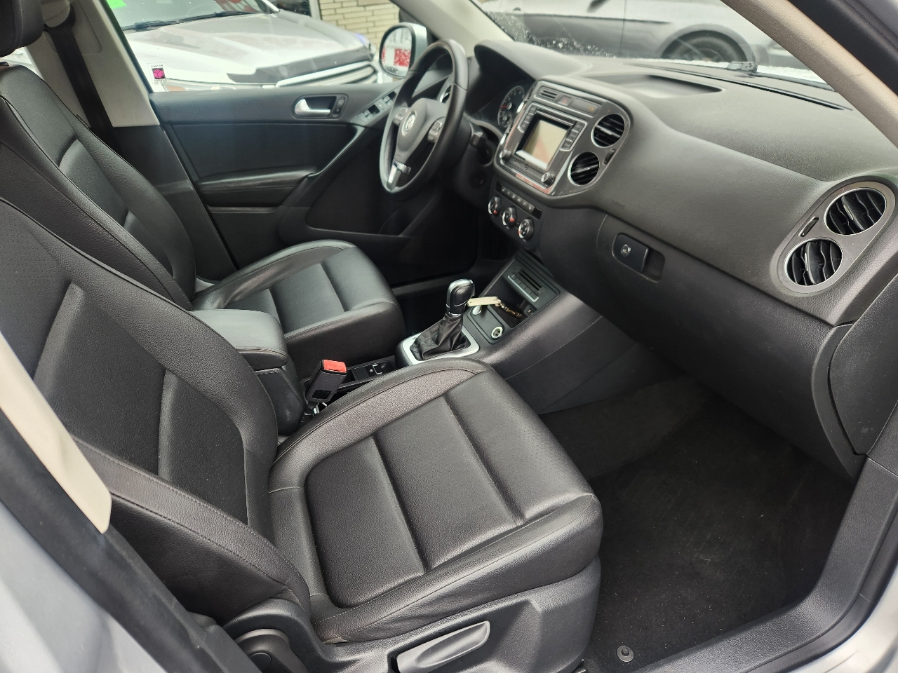 Volkswagen Tiguan SE 2016