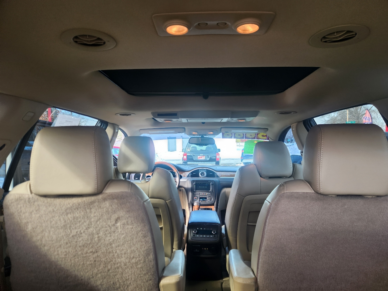 Buick Enclave Premium FWD 2012