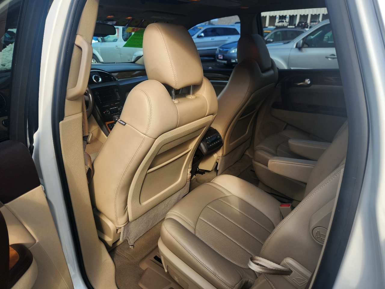 Buick Enclave Premium FWD 2012