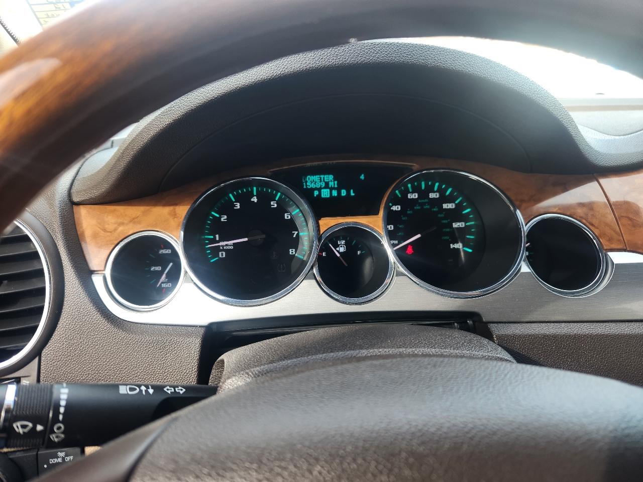 Buick Enclave Premium FWD 2012