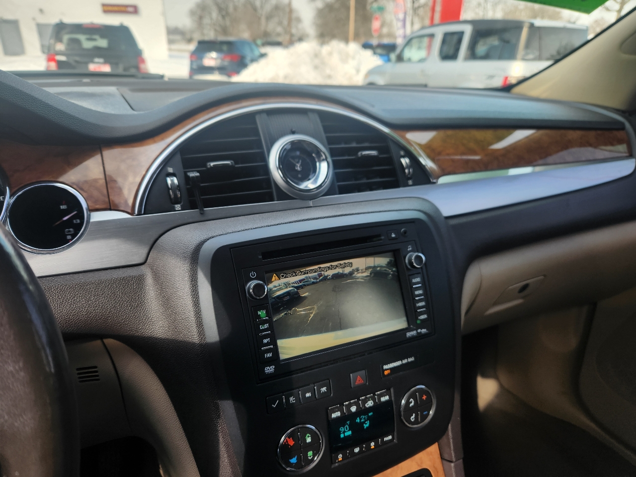 Buick Enclave Premium FWD 2012