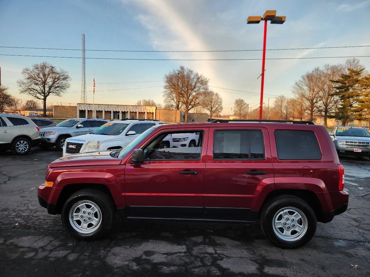 Jeep Patriot Sport 2WD 2014