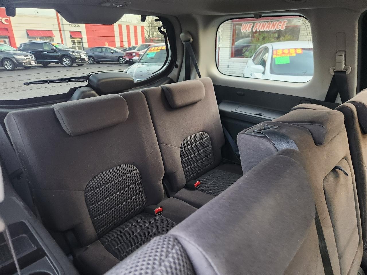 Nissan Pathfinder LE 2WD 2011