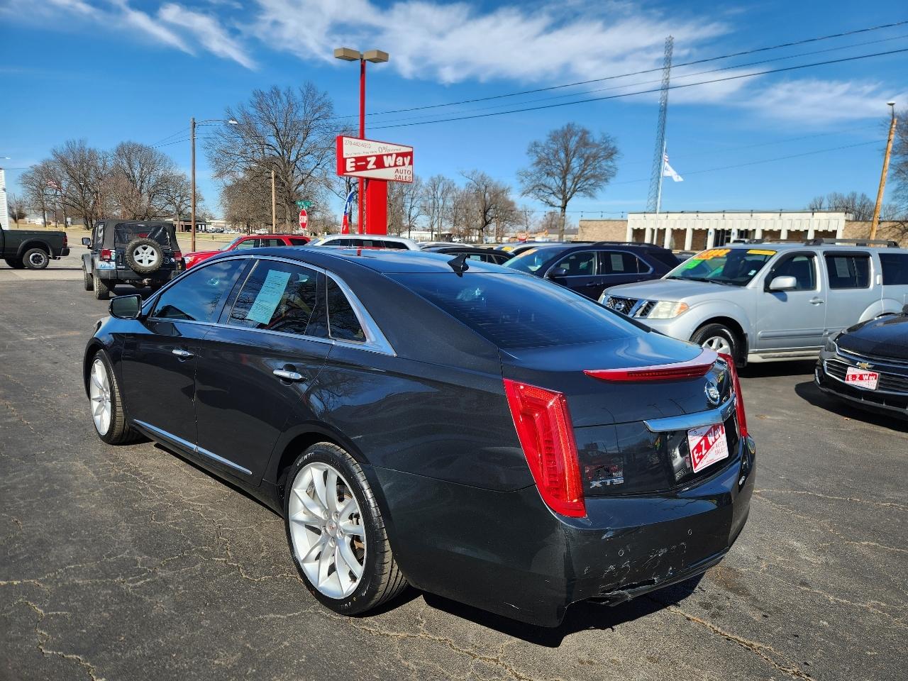 Cadillac XTS Premium 2013