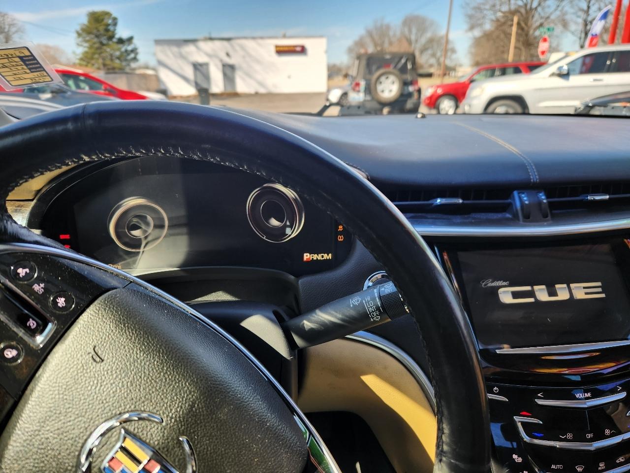 Cadillac XTS Premium 2013