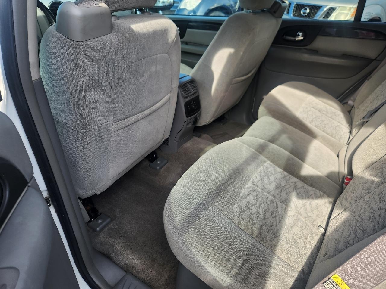 GMC Envoy SLE 2WD 2006