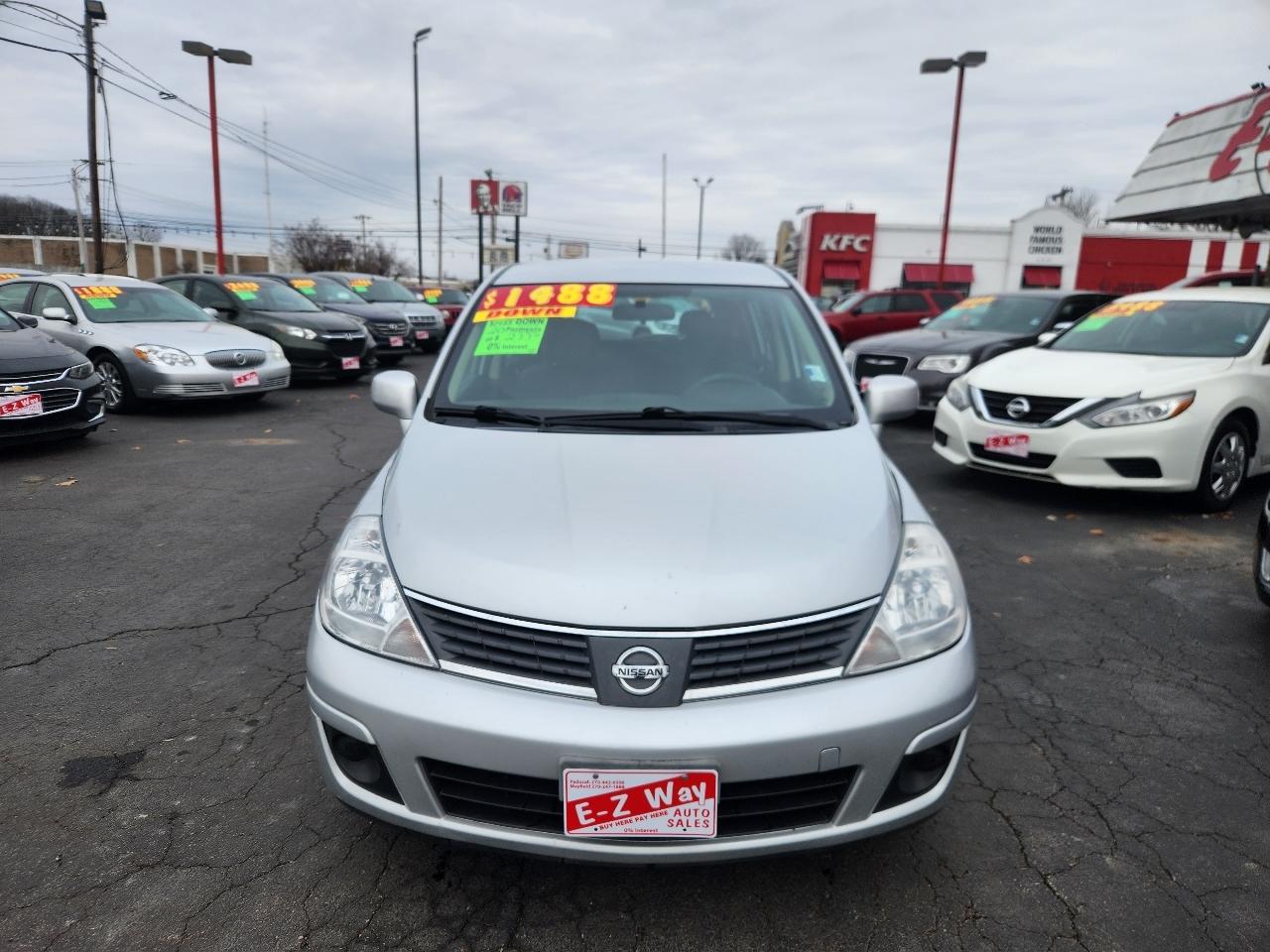 Nissan Versa 1.8 S 2008