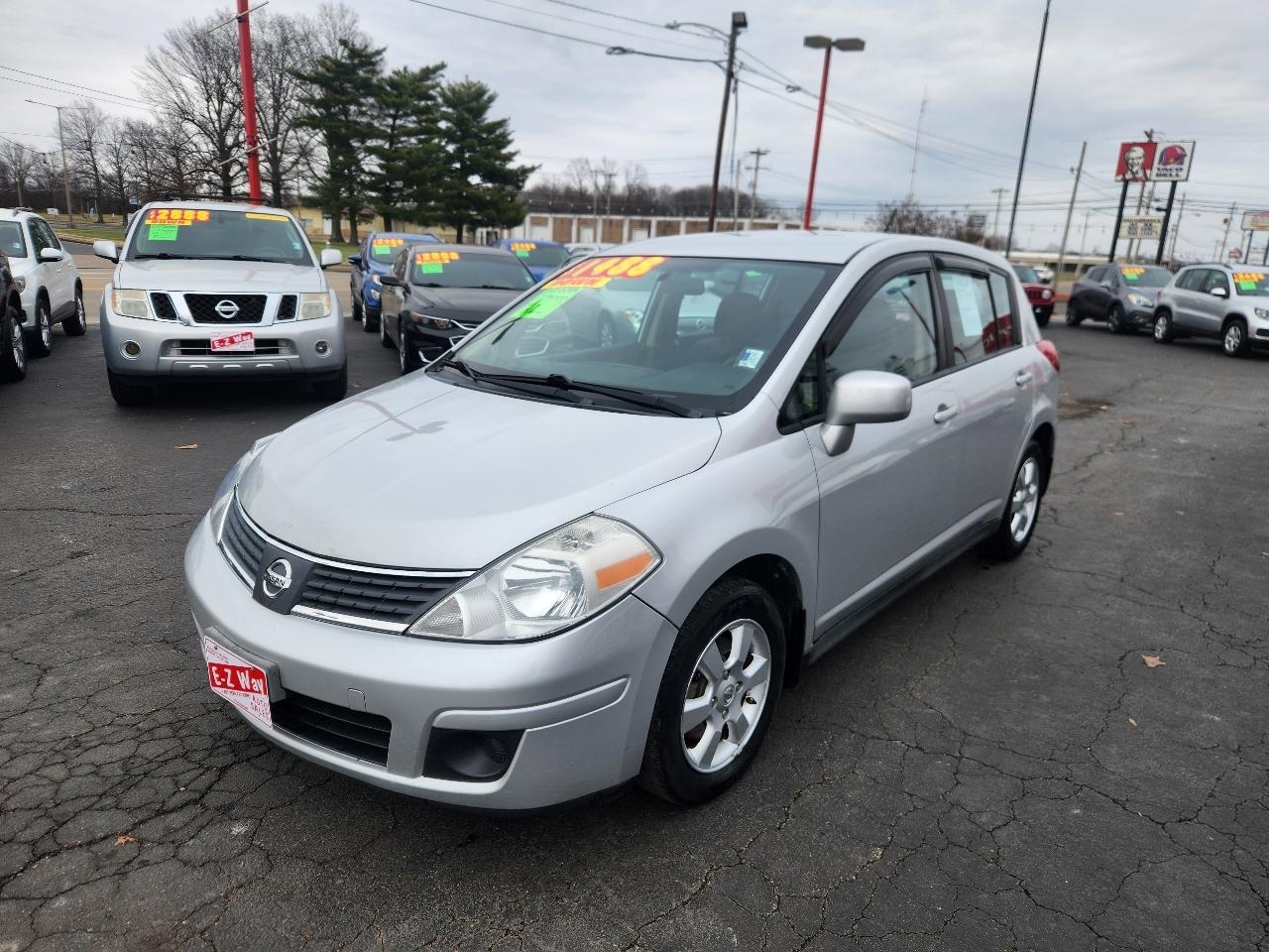 Nissan Versa 1.8 S 2008